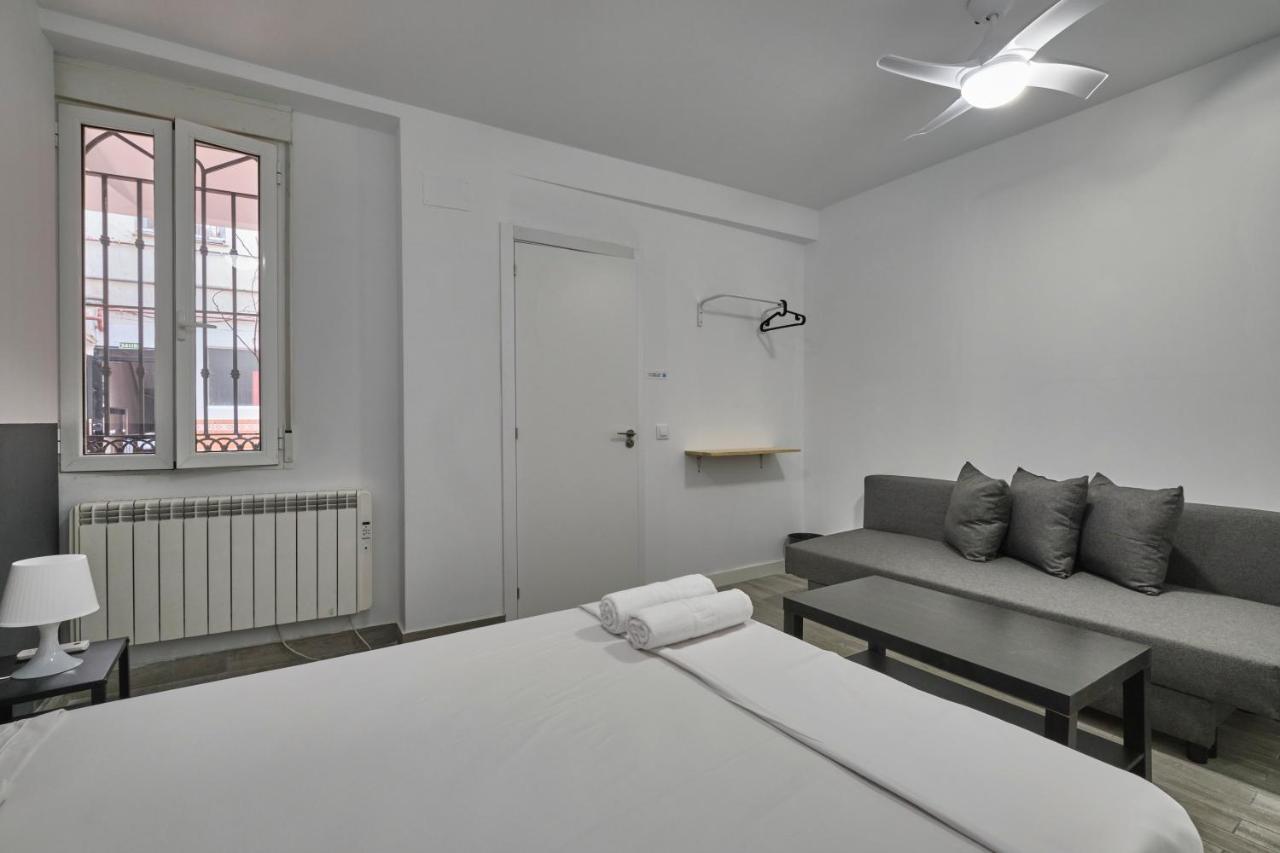 Nunez De Arce Habitaciones Madrid Dış mekan fotoğraf
